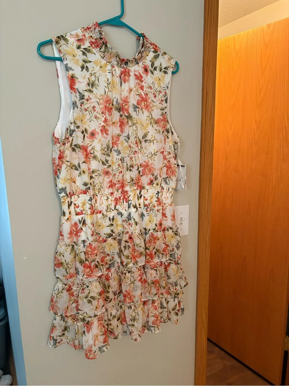 Women’s White Floral Ruffle Sundress - Sleeveless